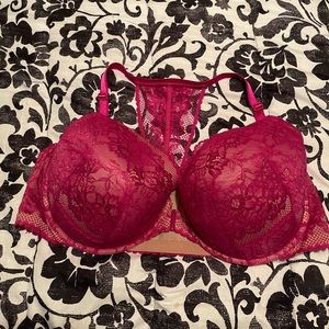 Torrid FUCHSIA LACE LIGHTLY LINED FRONT CLOSURE T-SHIRT BRA